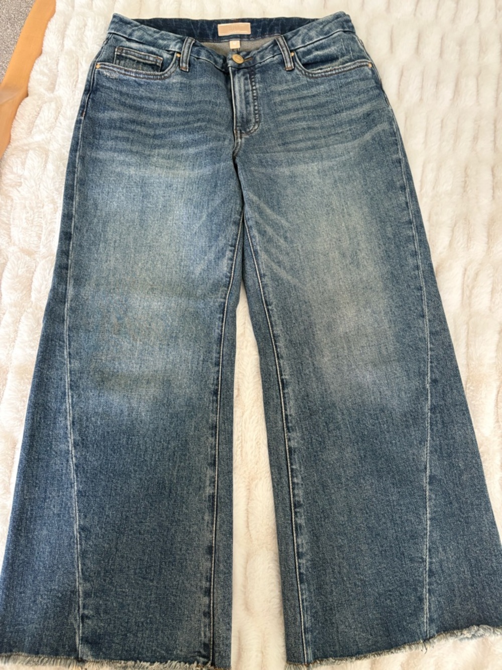 Kut from the Kloth Meg Fab Ab Wide Leg Jeans High Rise Raw Hem Medium Wash Jeans - Picture 3 of 9